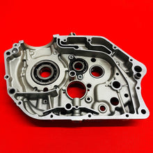Load image into Gallery viewer, DRZ125 CRANK CASE ENGINE CASES OEM GENUINE SUZUKI DR-Z DRZ 125 L (2003-2007)
