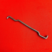 Load image into Gallery viewer, KTM200 POWER VALVE ACTUATOR LINKAGE ROD ARM GENUINE OEM KTM 200 E XC (01-03)