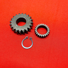 Load image into Gallery viewer, KX100 PRIMARY DRIVE GEARS CRANK CIRCLIP OEM GENUINE KAWASAKI KX 85 100 (06-13)
