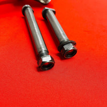 Load image into Gallery viewer, YZ250 LINKAGE ROCKER ARM SHOCK LINK GENUINE OEM YAMAHA YZ 250 (2002-2005)