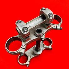Load image into Gallery viewer, KTM85 TRIPLE CLAMPS TREES OEM GENUINE KTM 85 105 SX XC (2003-2011)