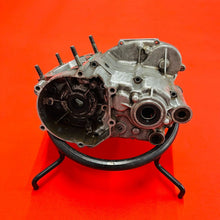 Load image into Gallery viewer, KX100 ENGINE CASES MATCHING CRANK CASE OEM GENUINE KAWASAKI KX 85 100 (2006-2013