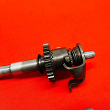 Load image into Gallery viewer, CRF150F KICK START SHAFT STARTER GEAR GENUINE OEM HONDA CRF 150 F (2003-2005)