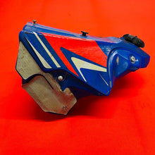 Load image into Gallery viewer, YZ250 GAS TANK COMPLETE + FUEL CAP GENUINE OEM YAMAHA YZ 250 (2002-2021)