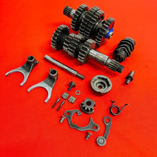 Load image into Gallery viewer, RMZ450 TRANSMISSION COMPLETE GEAR BOX GENUINE OEM SUZUKI RMZ 450 (2005-2007)