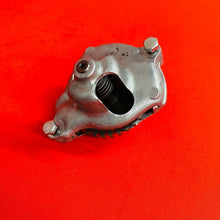 Load image into Gallery viewer, XR75 OIL PUMP COMPLETE GENUINE OEM HONDA XR 75 (73-79)