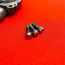 Load image into Gallery viewer, KX85 WATER PUMP COVER IMPELLER CASE OEM GENUINE KAWASAKI KX 85 100 (2001-2013)