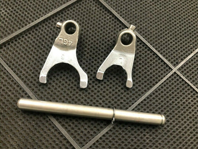 TTR90 SHIFT FORKS PIN POST TRANSMISSION OEM GENUINE YAMAHA TTR 90 E