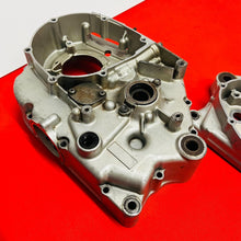 Load image into Gallery viewer, DRZ125 ENGINE CASES MATCHING CRANKCASE OEM GENUINE SUZUKI DR-Z DRZ 125 L (03-07)