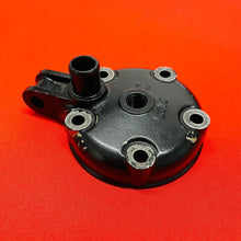 Load image into Gallery viewer, RM125 CYLINDER HEAD CAP TOP END DOME GENUINE OEM SUZUKI RM 125 (2001-2008)