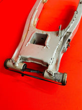Load image into Gallery viewer, TTR225 SWING ARM SWINGARM GENUINE OEM YAMAHA TTR 225 