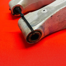 Load image into Gallery viewer, YZ250 SWING ARM POLISHED SWINGARM GENUINE OEM YAMAHA YZ 250 (2002-2004)