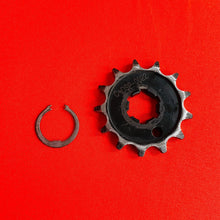 Load image into Gallery viewer, KX65 FRONT SPROCKET 13T CIRCLIP GENUINE OEM KAWASAKI RM KX 65 (02-22)