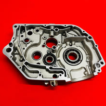 Load image into Gallery viewer, DRZ125 CRANK CASE ENGINE CASES OEM GENUINE SUZUKI DR-Z DRZ 125 L (2003-2007)
