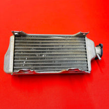 Load image into Gallery viewer, RMZ250 RADIATOR RIGHT FILL SIDE WITH CAP GENUINE OEM SUZUKI RMZ 250 (2007-2009)
