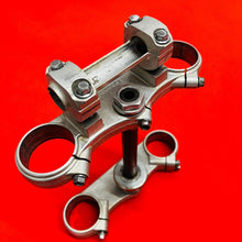 Load image into Gallery viewer, KTM85 TRIPLE CLAMPS TREES OEM GENUINE KTM 85 105 SX XC (2003-2011)
