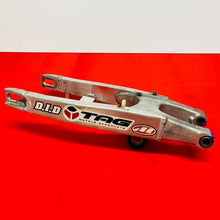 Load image into Gallery viewer, RMZ450 SWING ARM SWINGARM GENUINE OEM SUZUKI RMZ 450 (2005-2007)