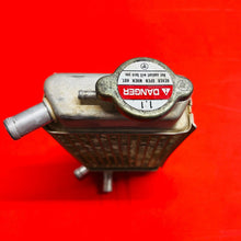 Load image into Gallery viewer, CRF250R RADIATOR RIGHT FILL SIDE + CAP GENUINE OEM HONDA CRF 250 R (2004-2008)