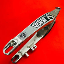 Load image into Gallery viewer, YZ250 SWING ARM SWINGARM GENUINE OEM YAMAHA YZ 250 (2002-2004)