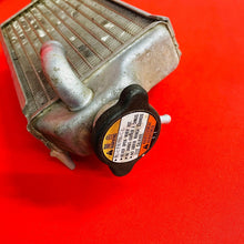 Load image into Gallery viewer, RMZ250 RADIATOR FILL SIDE CAP GENUINE OEM SUZUKI RMZ 250 (2007-2009)