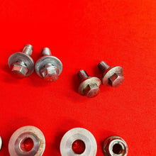 Load image into Gallery viewer, YZ450F REAR FENDER BOLTS KIT PLASTIC MOUNTS GENUINE OEM YAMAHA YZ 450 250 F