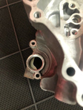 Load image into Gallery viewer, TTR90E ENGINE CASES CRANKCASE MOTOR OEM GENUINE YAMAHA TTR 90 (FITS ALL YEARS)