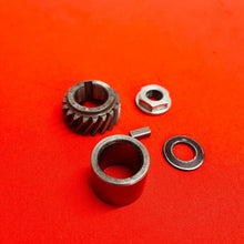 Load image into Gallery viewer, YAMAHA MX80 PRIMARY DRIVE GEAR WOODRUFF KEY OEM GENUINE TY GT MX 80 (1974-1982)