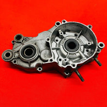 Load image into Gallery viewer, KX65 ENGINE CASES LEFT RIGHT CRANKCASE GENUINE OEM KAWASAKI RM KX 65 (2002-2005)
