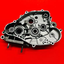 Load image into Gallery viewer, KX65 ENGINE CASES LEFT RIGHT CRANKCASE GENUINE OEM KAWASAKI RM KX 65 (2002-2005)