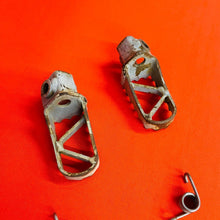Load image into Gallery viewer, KTM50 FOOT PEGS FOOTPEGS SPRINGS OEM GENUINE KTM 50 PRO SR LC SX (2002-2008)