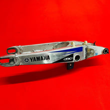 Load image into Gallery viewer, YZ250 SWING ARM POLISHED SWINGARM GENUINE OEM YAMAHA YZ 250 (2002-2004)