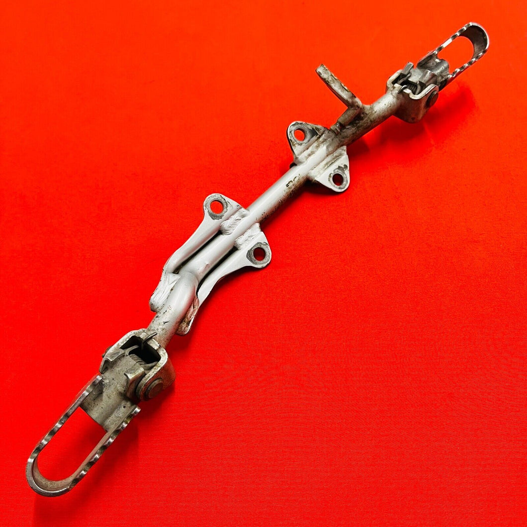 CRF70 FOOT PEGS MOUNT BAR BRACKET SUPPORT OEM GENUINE HONDA CRF XR 70 (2004-2012