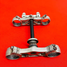 Load image into Gallery viewer, KTM85 TRIPLE CLAMPS TREES OEM GENUINE KTM 85 105 SX XC (2003-2011)