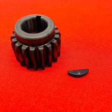 Load image into Gallery viewer, CRF150F PRIMARY DRIVE GEAR WOODRUFF KEY GENUINE OEM HONDA CRF 150 F (2003-2005)