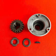 Load image into Gallery viewer, CRF150F PRIMARY DRIVE GEAR OIL PUMP GENUINE OEM HONDA CRF 150 F 2003 - 2005
