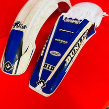 Load image into Gallery viewer, YZ250F WHITE FENDERS FRONT REAR PLASTICS GENUINE OEM YAMAHA YZ 250 F (01-02)