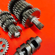Load image into Gallery viewer, RMZ250 TRANSMISSION COMPLETE GEAR BOX GENUINE OEM SUZUKI RMZ 250 (2007-2009)
