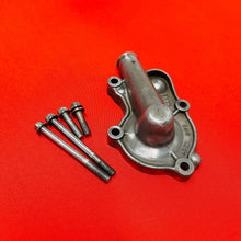 Load image into Gallery viewer, YZ250 WATER PUMP COVER IMPELLER HOUSING GENUINE OEM YAMAHA YZ 250 (1999-2024)