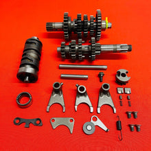 Load image into Gallery viewer, DRZ125 TRANSMISSION COMPLETE GEAR BOX OEM GENUINE SUZUKI DR-Z DRZ 125 L (03-07)