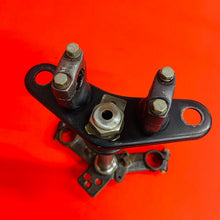 Load image into Gallery viewer, XR80 TRIPLE CLAMPS TREES ORIGINAL VINTAGE GENUINE OEM HONDA XR 80 (1979-1984)