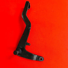 Load image into Gallery viewer, RT180 REAR BRAKE LEVER PEDAL GENUINE OEM YAMAHA RT 180 (1990-1998)