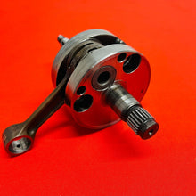 Load image into Gallery viewer, KX85 CRANK SHAFT GOOD CRANKSHAFT ROD OEM GENUINE KAWASAKI KX 85 100 (2001-2005)