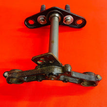 Load image into Gallery viewer, XR80 TRIPLE CLAMPS TREES ORIGINAL VINTAGE GENUINE OEM HONDA XR 80 (1979-1984)