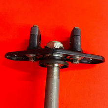 Load image into Gallery viewer, XR80 TRIPLE CLAMPS TREES ORIGINAL VINTAGE GENUINE OEM HONDA XR 80 (1979-1984)