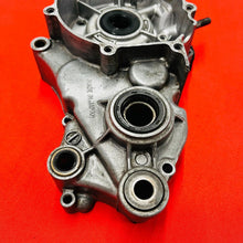 Load image into Gallery viewer, KX65 ENGINE CASES LEFT RIGHT CRANKCASE GENUINE OEM KAWASAKI RM KX 65 (2002-2005)