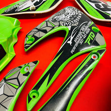 Load image into Gallery viewer, KX85 PLASTICS FENDERS SHROUDS GRAPHICS OEM GENUINE KAWASAKI KX 85 100 (2001-2013