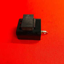 Load image into Gallery viewer, DT50 DTMX 125 FLASHER RELAY FZ636SD GENUINE OEM YAMAHA MX 125 DT 50 LC