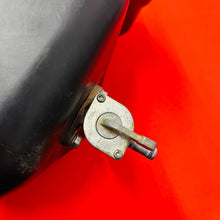 Load image into Gallery viewer, RMZ250 GAS TANK FUEL CAP COMPLETE GENUINE OEM SUZUKI RMZ 250 (2007-2009)