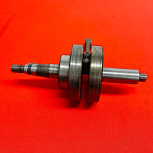Load image into Gallery viewer, YAMAHA MX80 CRANK SHAFT NICE CRANKSHAFT ROD OEM GENUINE TY GT MX 80 (1974-1982)