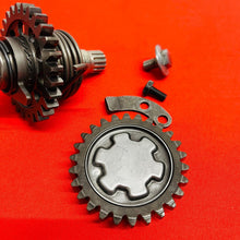 Load image into Gallery viewer, RMZ250 KICK START SHAFT GEAR SPINDLE BOLT GENUINE OEM SUZUKI RMZ 250 (2007-2009)